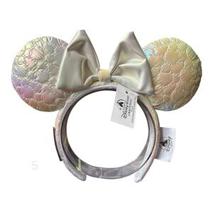 Disney Parks Mickey Mouse Icon Quilted Iridescent Loungefly Ear Headband NWT 5